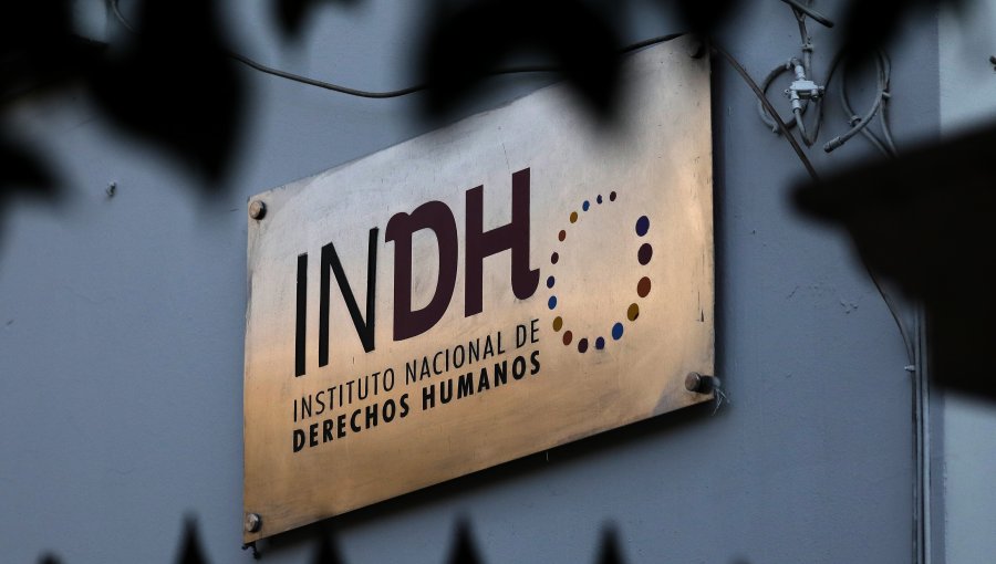 INDH apelará a resolución que declaró inadmisible querella contra Mario Desbordes