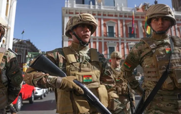 La tumultuosa historia de Bolivia como "el país con más intentos de golpe de Estado" desde 1950