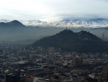 Sigue la alerta ambiental en al Región Metropolitana: No mejoran las condiciones de ventilación