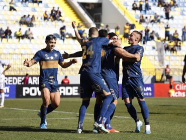 Everton dio vuelta la llave ante Melipilla y se instaló en semis de Copa Chile