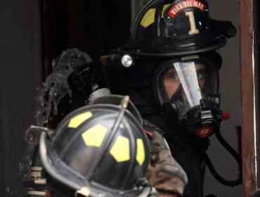 Fuga de gas en los alrededores de la casa central de la Universidad Católica de Valparaíso movilizó a equipos de emergencia