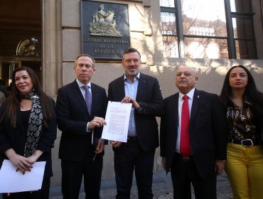 Sichel y concejales de Ñuñoa denuncian en Contraloría contrato de municipalidad con empresa recolectora de basura