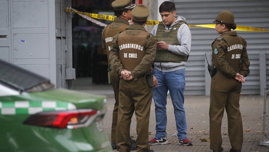 Carabinero de civil frustró a balazos un portonazo contra adulto mayor de 81 años en Ñuñoa