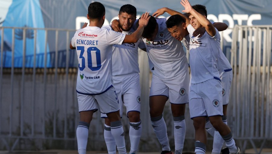 D. Santa Cruz no recibirá hinchas de Colo-Colo para el partido por Copa Chile en el estadio La Granja de Curicó