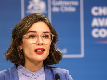 Camila Vallejo respalda dichos de Ministra Jara: "Estamos hoy día secuestrados por las AFP"