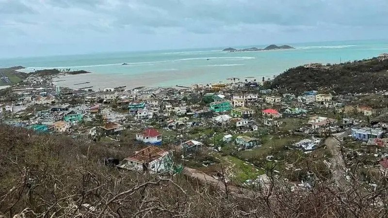 "El 90% de la isla fue borrada": El devastador paso del huracán Beryl por el Caribe en su camino a México