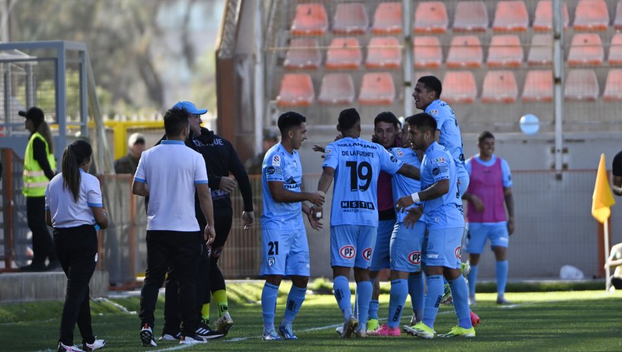 Copa Chile: Deportes Iquique derrotó a Cobreloa en un partido cargado de polémicas