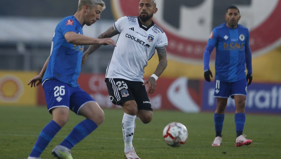 Santa Cruz le aguó la fiesta a Colo Colo y firmó un agónico empate en Copa Chile