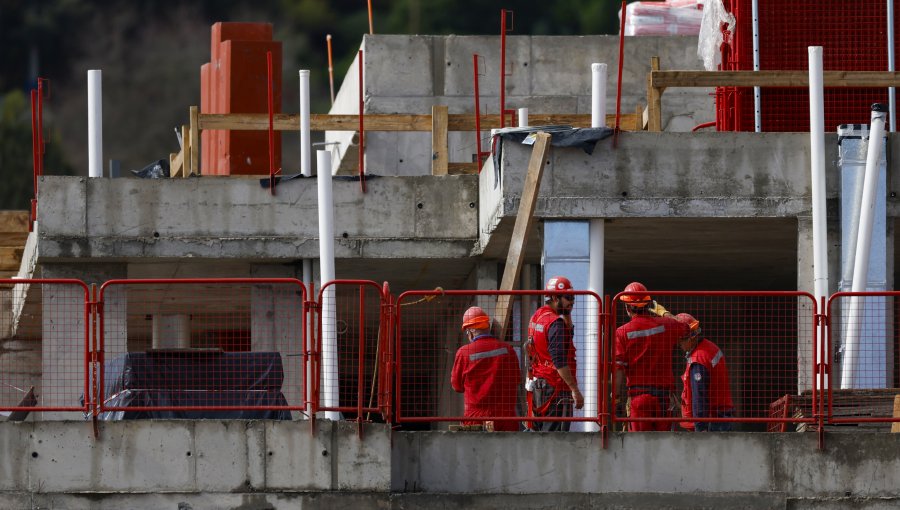 Construcción no repunta: 5.300 puestos de trabajo se han perdido en dos años