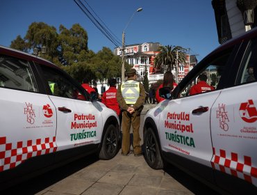 Con patrullas turísticas municipales reforzarán la seguridad en calles, cerros, miradores y plazas de Valparaíso