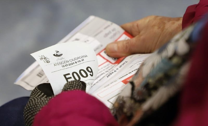 600 personas en Valparaíso han recibido orientación del Municipio para postular a subsidio eléctrico