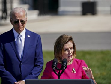 Pelosi pone presión a Biden y sugiere que "debe tomar una decisión" cuanto antes sobre su candidatura a la reelección