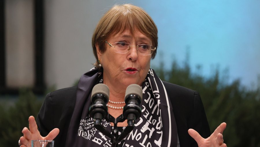 Oficialismo y la DC acuden a Michelle Bachelet para que destrabe desacuerdos para presentar candidatos a Gobernadores Regionales