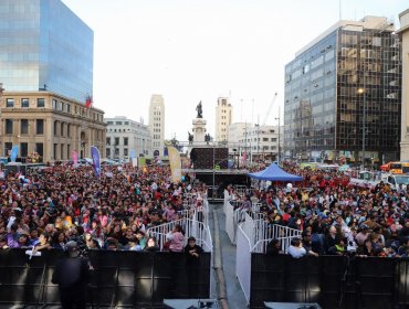 Instructivo de Contraloría por festivales municipales: no usar imagen del alcalde para difundirlos y no fomentar cultura narco