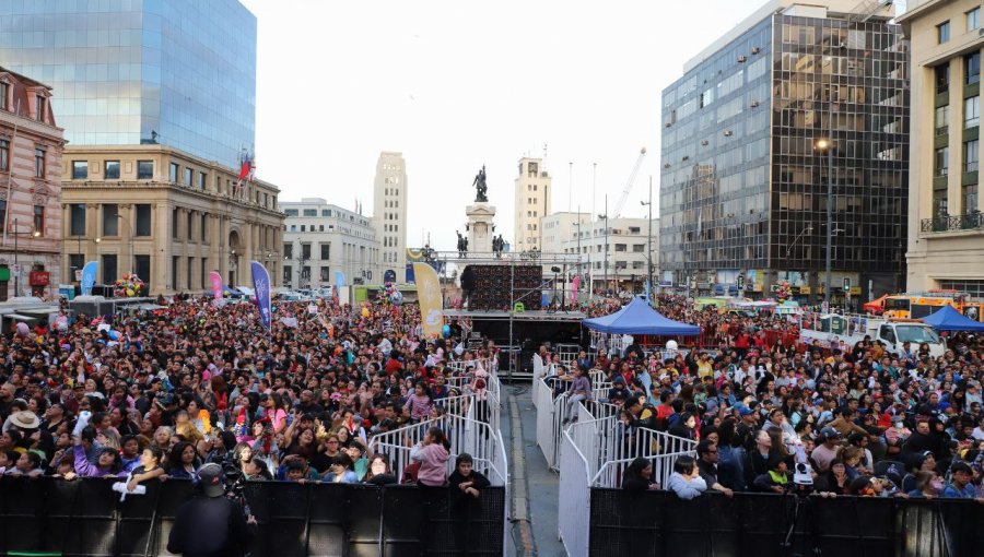 Instructivo de Contraloría por festivales municipales: no usar imagen del alcalde para difundirlos y no fomentar cultura narco