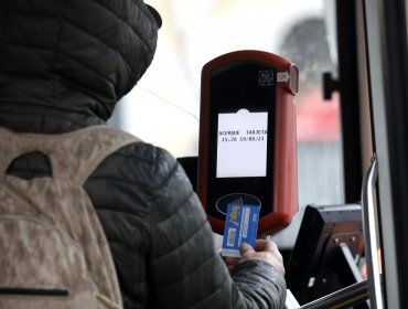 Ministro de Transportes prevé nuevas alzas en la locomoción colectiva: "Ya subieron 30 pesos y ahora van a subir 10 pesos más"