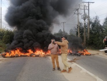 Encienden barricadas en variante Agua Santa en Viña del Mar: se registra alta congestión vehicular