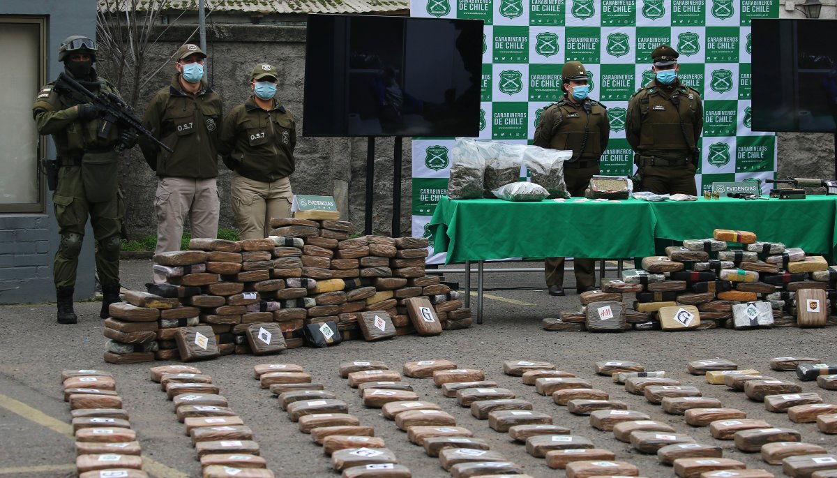 Incautan más de una tonelada de droga que iba a ser comercializada en ...
