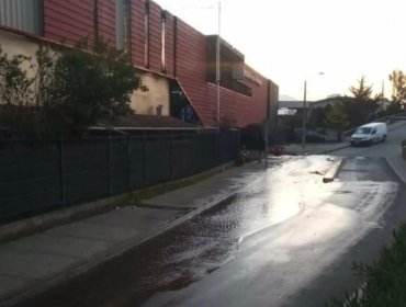 Pesadilla en Concón: Seguidilla de problemas con cañerías tienen aburrida a la comunidad y ponen a Esval nuevamente en la mira