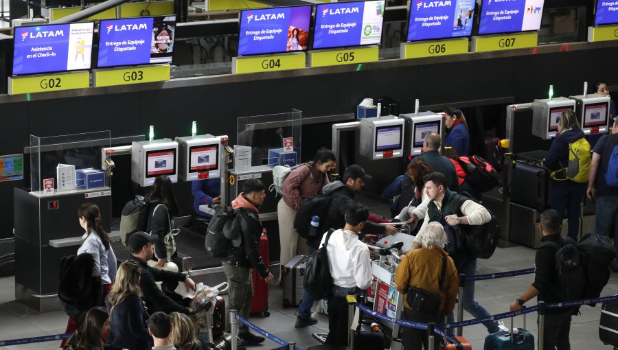 Aeropuerto de Santiago registró un aumento de 10% de pasajeros durante el mes de junio