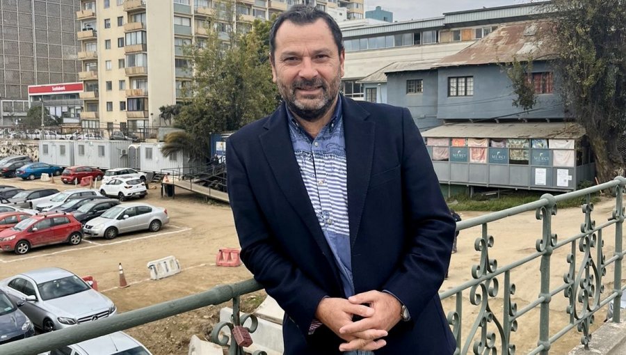 Rodrigo Vattuone baja su candidatura por la Alcaldía de Viña del Mar y entrega su respaldo a Iván Poduje: "Debemos unir fuerzas"