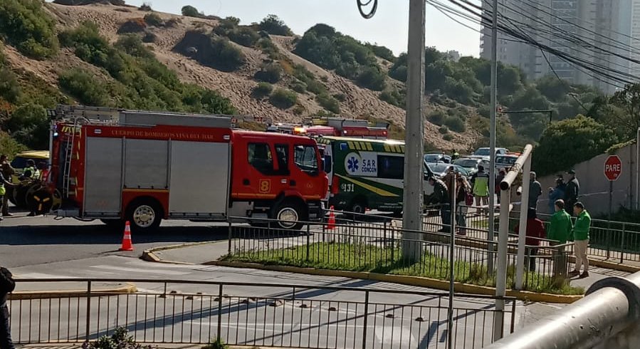 Una mujer perdió la vida tras ser atropellada en las afueras de un supermercado en la Av. Concón-Reñaca