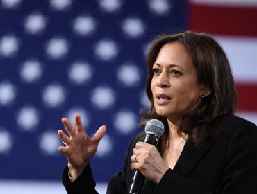 La masiva ola de apoyos demócratas a Kamala Harris que la dejan como casi segura candidata