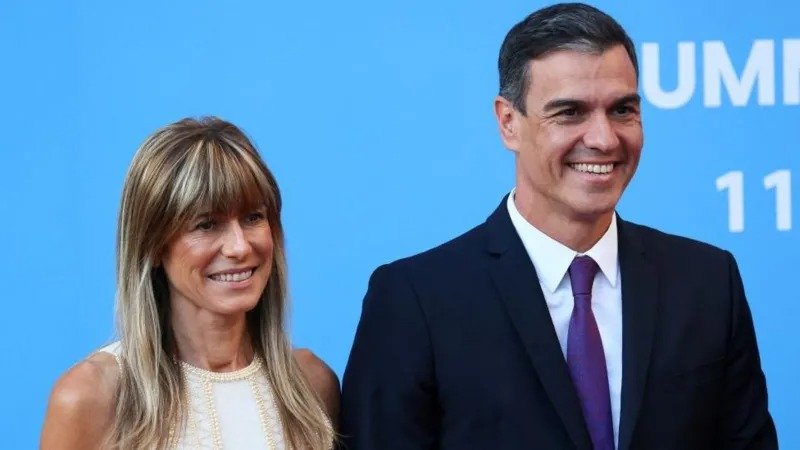 Esposa del presidente del Gobierno español Pedro Sánchez impugna su citación a declarar