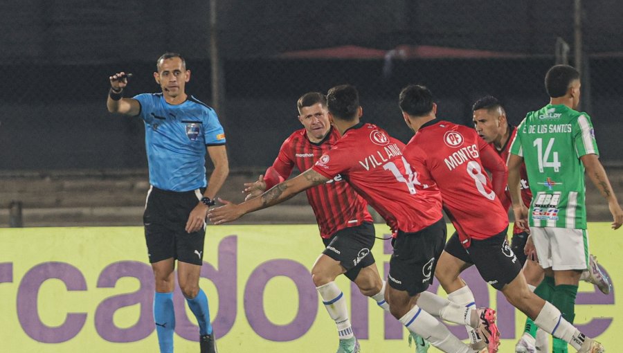 Huachipato venció en los penales a Racing de Montevideo y avanzó a octavos de Copa Sudamericana