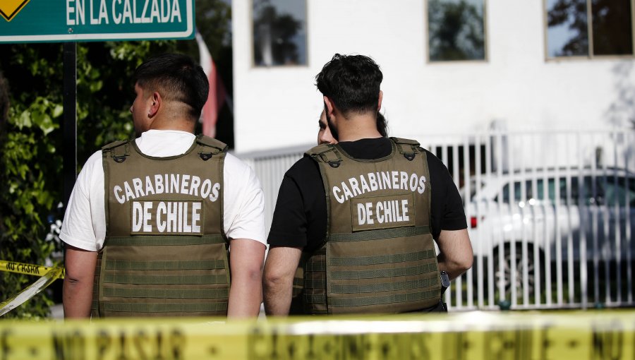 Delincuentes enmascarados intentaron asaltar céntrica joyería en La Ligua, pero huyeron tras ser increpados por la dueña