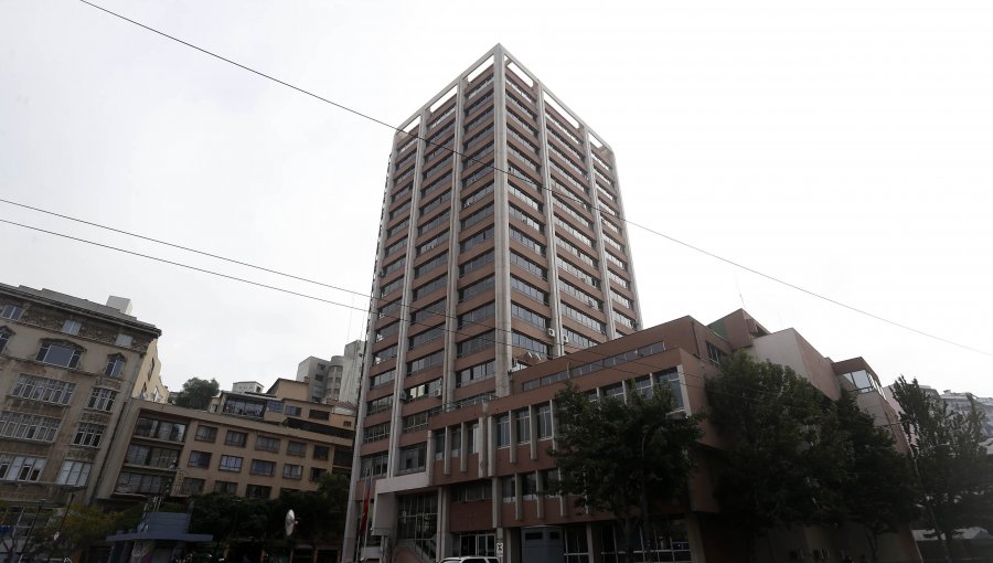 Gore de Valparaíso descarta traslado del edificio Esmeralda al Grace y estaría cerca de arrendar dos inmuebles en Av. Brasil