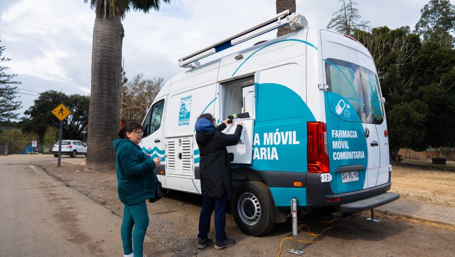 «Santo Remedio»: Farmacia móvil comunitaria acercará medicamentos hacia las zonas rurales de la comuna de Santo Domingo