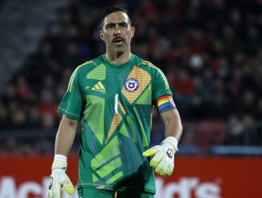 Claudio Bravo habló de "cosas raras" contra Chile en la Copa América: "Te dan ganas de agarrar al árbitro del cuello"