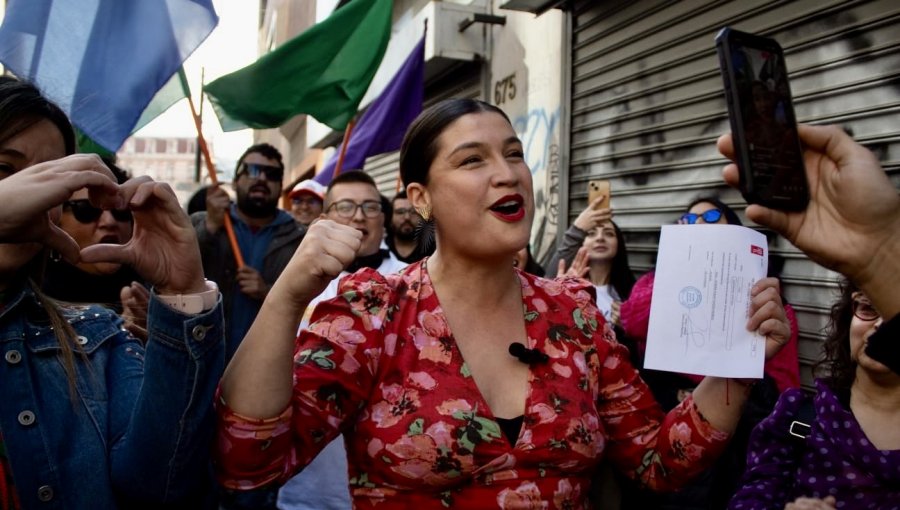 Javiera Toledo inscribió su candidatura por la reelección en la Alcaldía de Villa Alemana: “Las transformaciones no son de un día para otro"