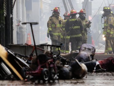 Adulto mayor falleció en incendio que consumió tres viviendas en Peñalolén: no pudo escapar de las llamas