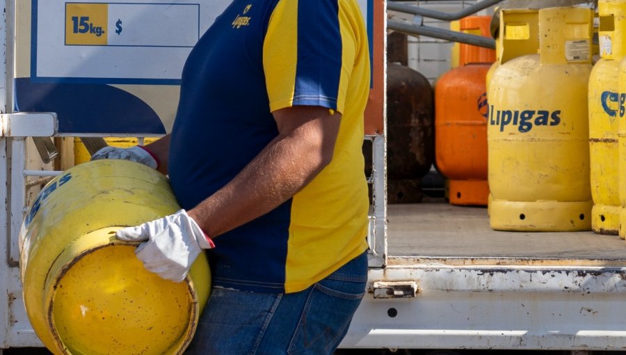 Vecinos de Quilpué ahora pueden acceder a descuentos en la compra de gas licuado gracias a un convenio