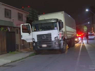 Asaltantes secuestraron a chofer de camión en Pudahuel, pero no pudieron robar mercadería