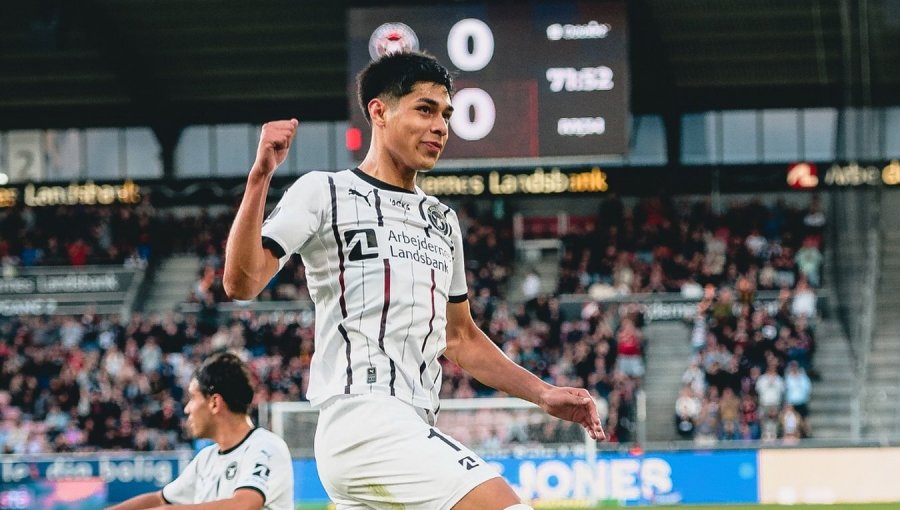 Darío Osorio anotó un golazo en clasificación del Midtjylland a la tercera fase previa de Champions League