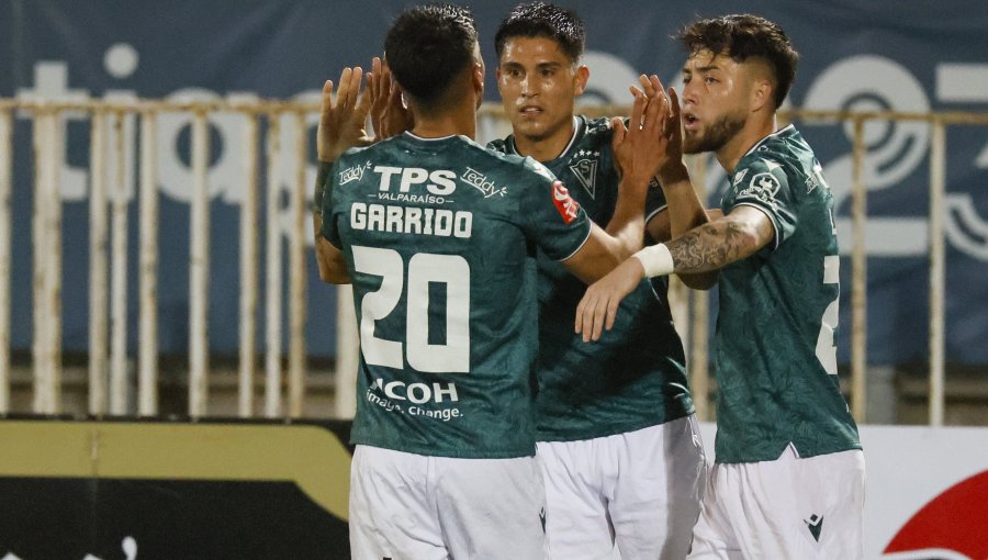 S. Wanderers vuelve al triunfo en Valparaíso y se ilusiona con la liguilla tras golear a U. San Felipe