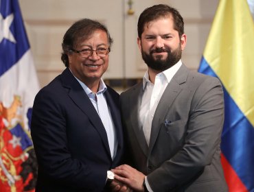 Boric revela conversación con Petro por crisis en Venezuela y concuerdan que se "trasparenten los resultados de la elección"