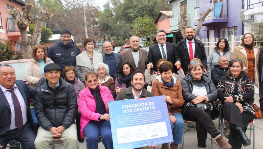 Seremi de Bienes Nacionales entrega propiedad a junta de vecinos de San Felipe