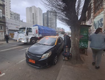 La resistencia de los taxis: Cómo sobreviven los conductores que siguen trabajando con techo amarillo en la región de Valparaíso