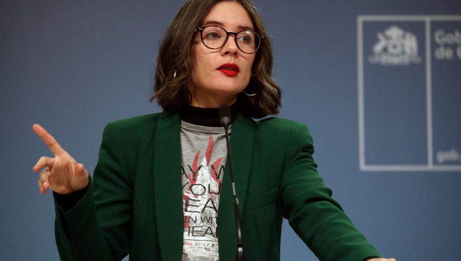 Vocera Camila Vallejo anticipó sanciones para compañías eléctricas por cortes de luz