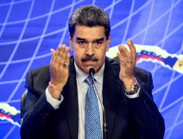 Nicolás Maduro dice que Chile tiene "centros de entrenamiento" para que venezolanos ejecuten un golpe de Estado