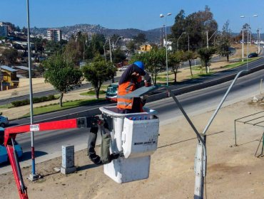 Municipio de Viña confirma recambio de luminarias en población Vergara, Canal Beagle y Miraflores Bajo