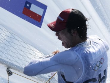 Clemente Seguel hizo historia para Chile al meterse en la lucha por medallas en vela de París 2024