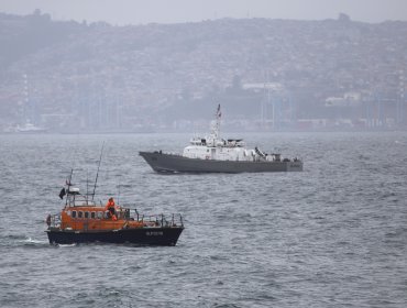 Sin resultados positivos se mantiene la búsqueda de niña que fue arrastrada por el oleaje en Viña del Mar