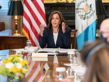 Kamala Harris elige a gobernador de Minesota como candidato a la vicepresidencia