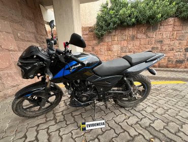 Sujeto de nacionalidad colombiana fue detenido en Los Andes por mantener en su poder una motocicleta y especies robadas