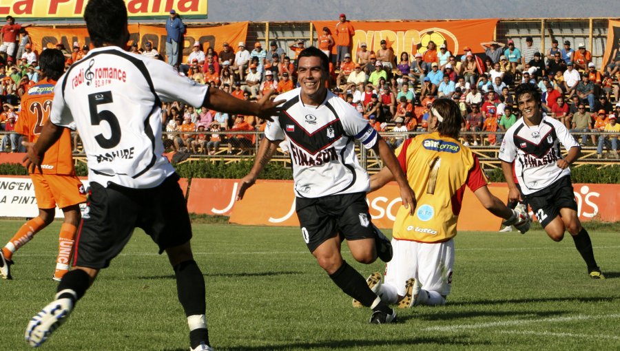 Esteban Paredes reveló si volverá al profesionalismo de la mano de Santiago Morning